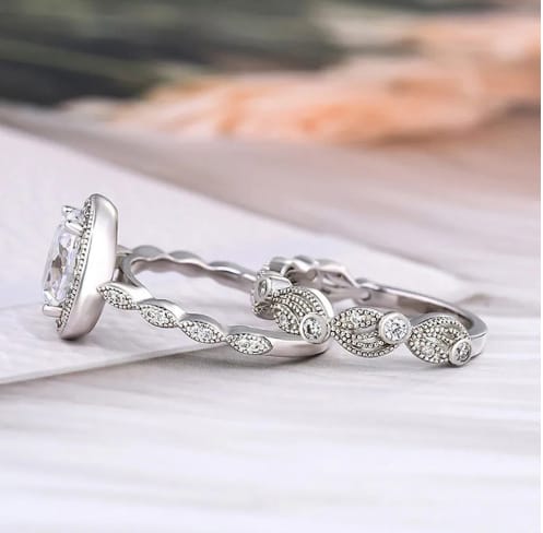 💍 Light Luxury Zircon Geometric Ring Set