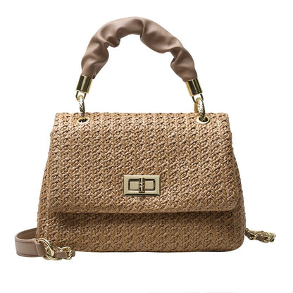 Elegant Woven Handbag with Gold Lock – Summer Luxury in Every Detail