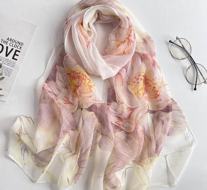 🌸 Luxury Printed Square Fashion Scarf