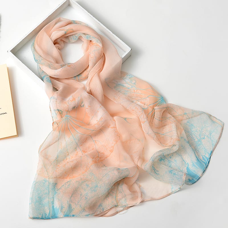 🌸 Luxury Printed Square Fashion Scarf