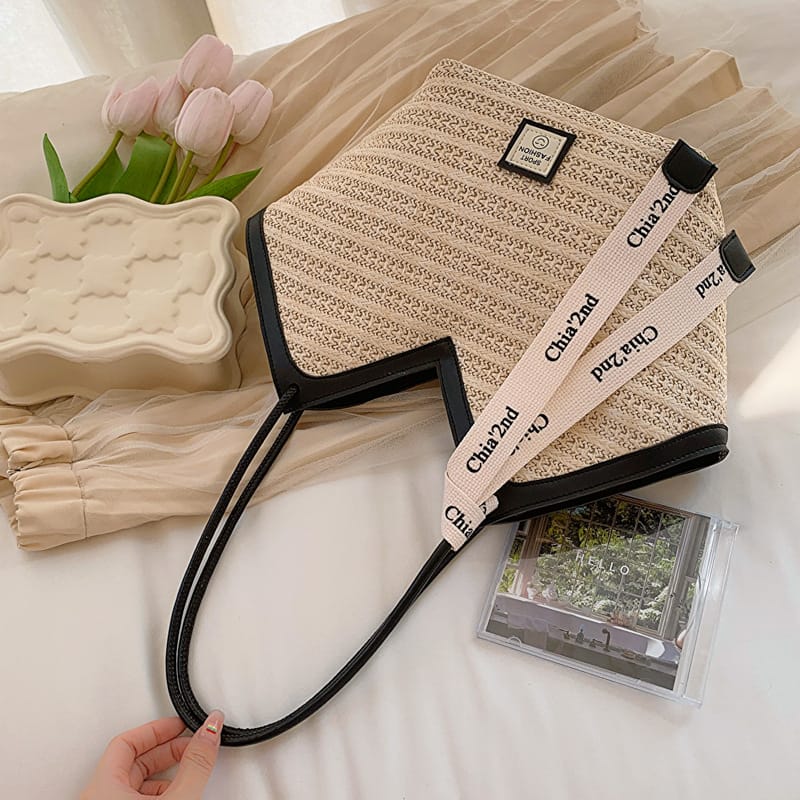 Straw Weave Shoulder Bag with Contrast Trim