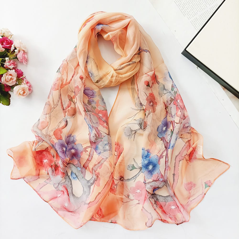 🌸 Luxury Printed Square Fashion Scarf