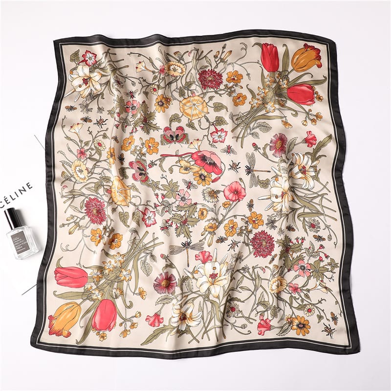 🌷 Versatile Printed Square Scarf