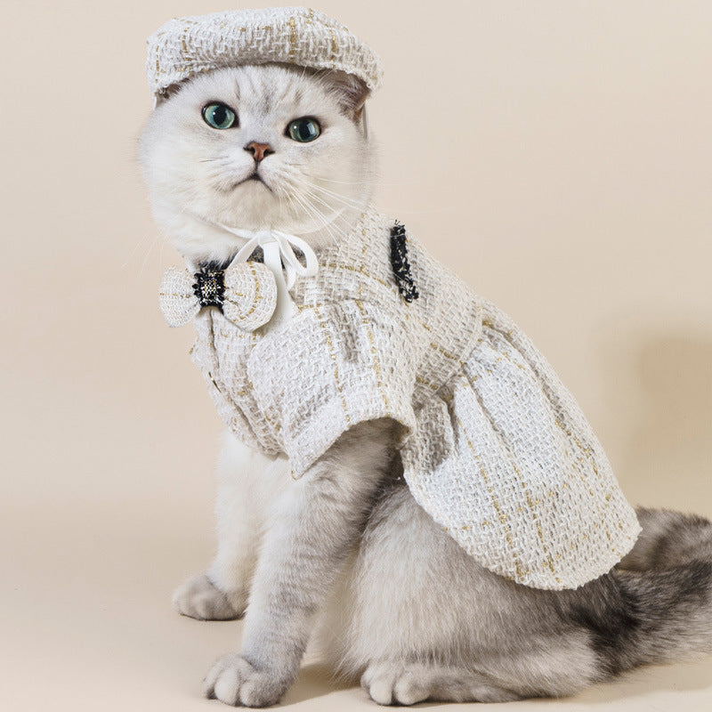 Elegant Tweed Cat Outfit – Chic Set with Hat & Bow Tie for Stylish Pets 🐾💎