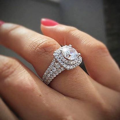 💎 Geometric Silver-Tone Gemstone Fashion Ring