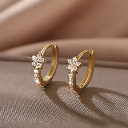 🌸 Elegant Floral Alloy Earrings