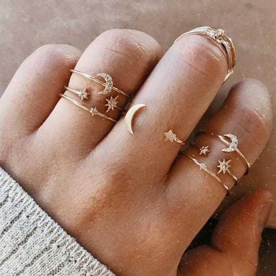 ⭐ 10-Piece Rhinestone Ring Set