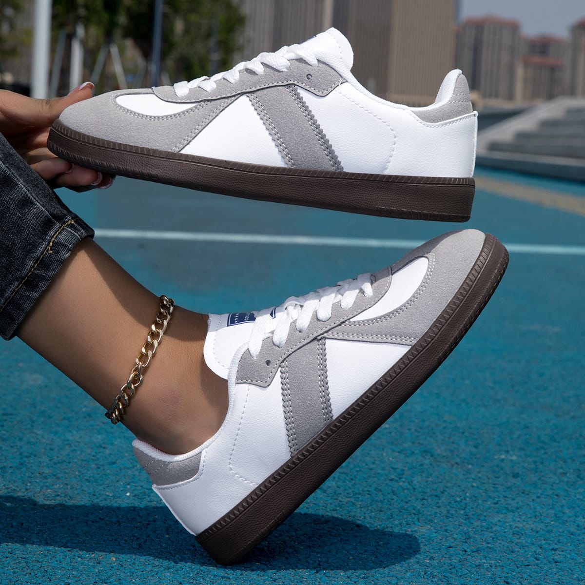 VentureFlex Color-Block Sneakers