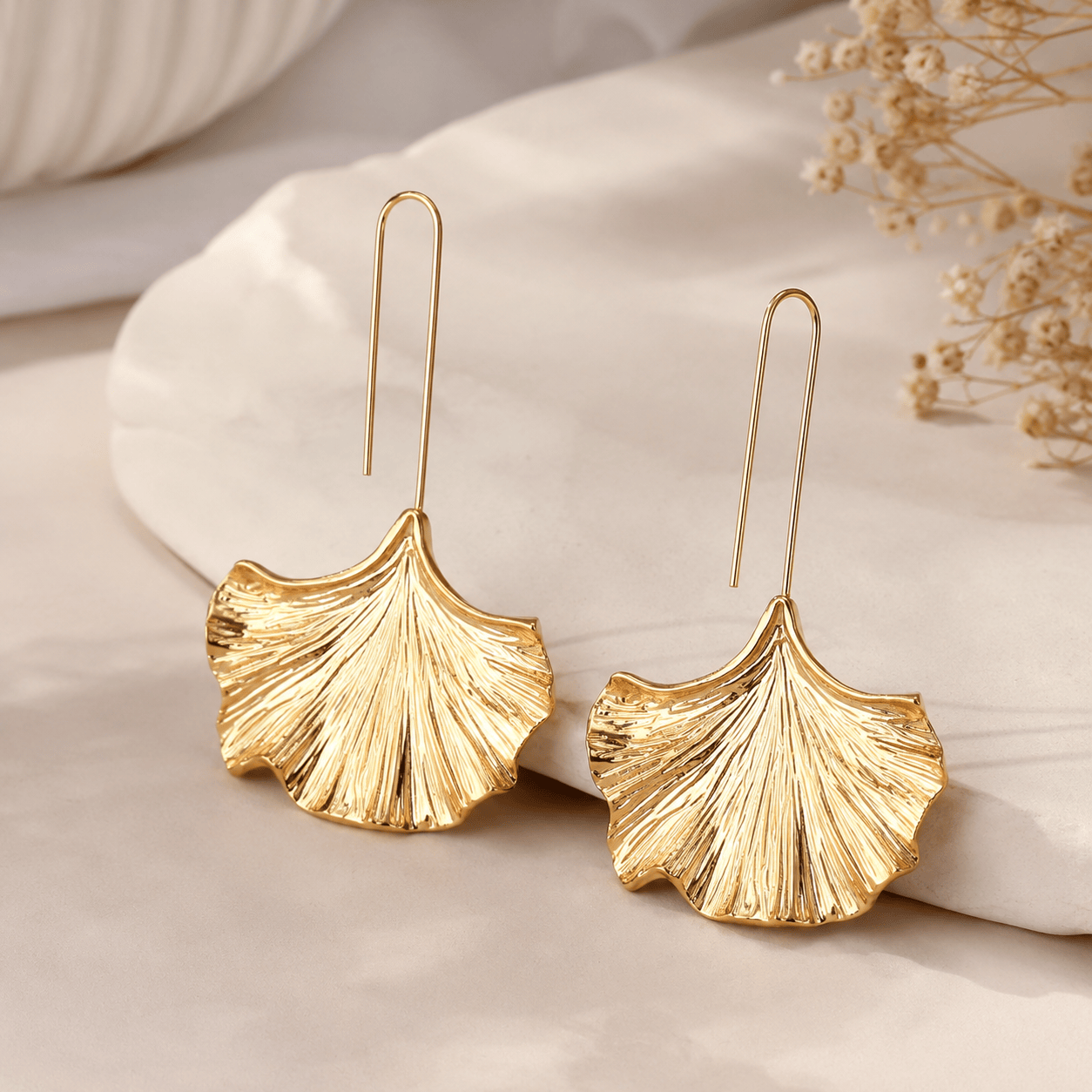 🍃 Pastoral Leaf Drop Earrings