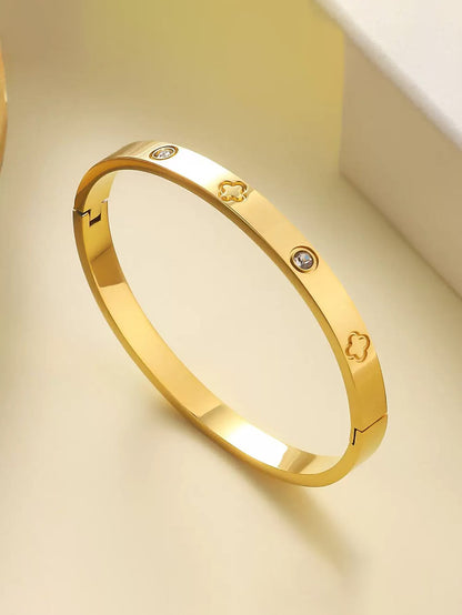 ✨ Light Luxury Stainless Steel Charm Bracelet Collection
