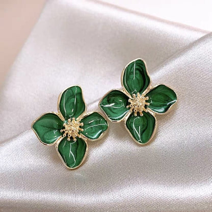 ✨ Colorful Crystal Drop Fashion Earrings