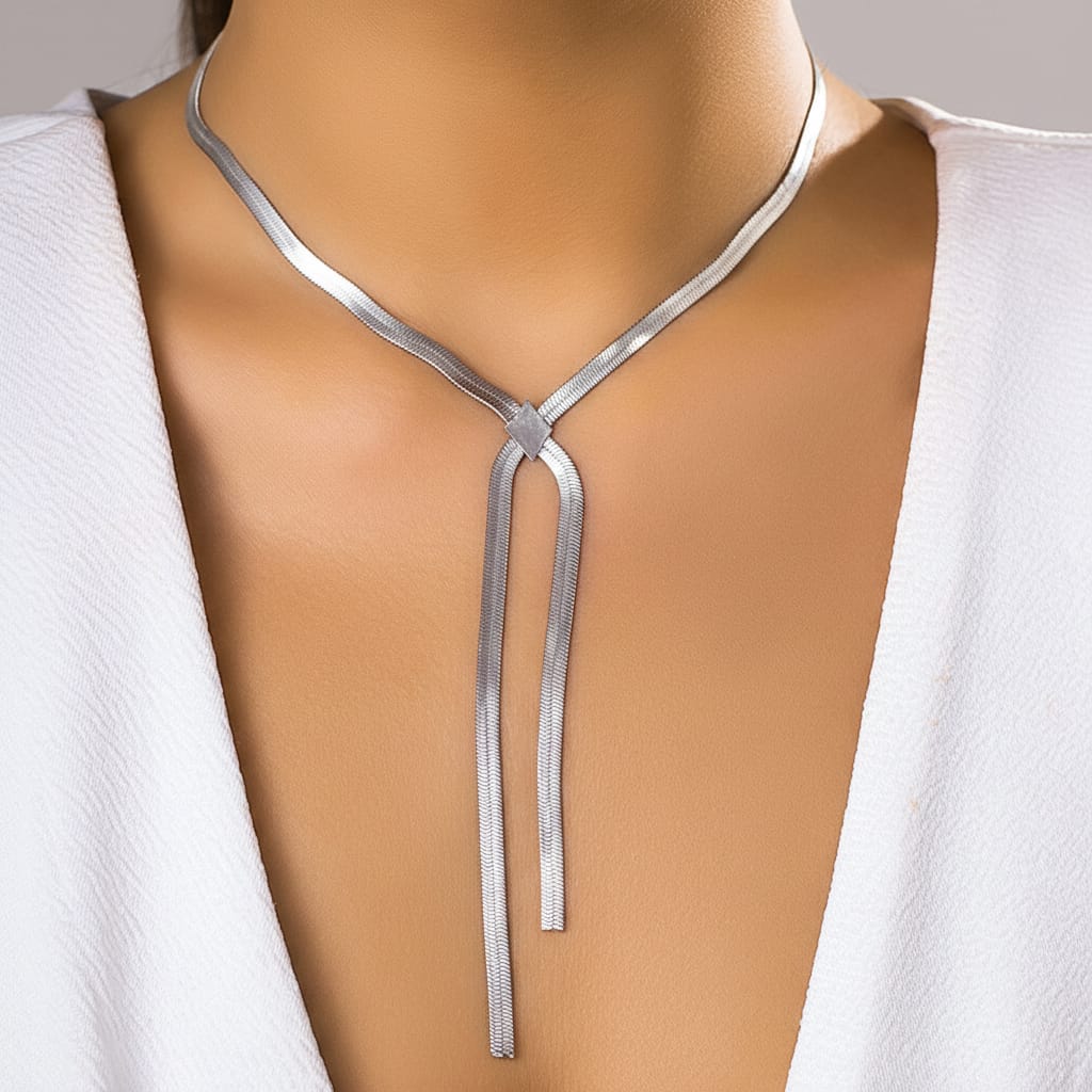 ✨ Geometric Snake Chain Pendant Necklace