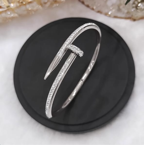 ✨ Light Luxury Stainless Steel Charm Bracelet Collection