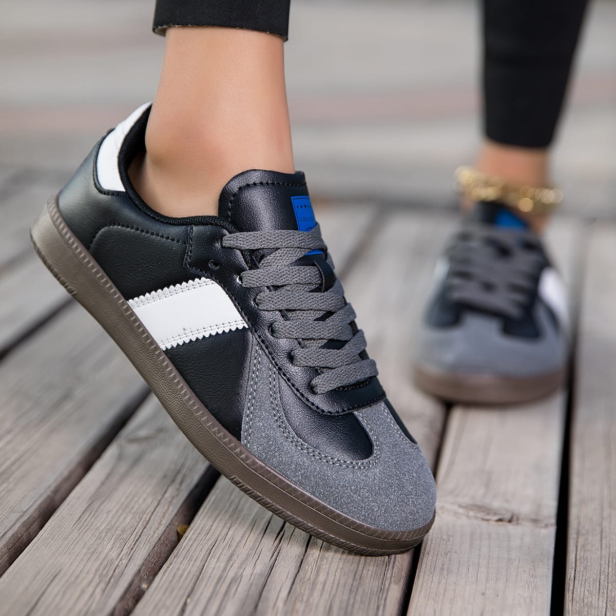 VentureFlex Color-Block Sneakers
