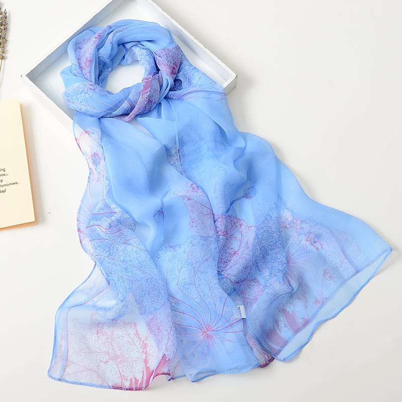 🌸 Luxury Printed Square Fashion Scarf