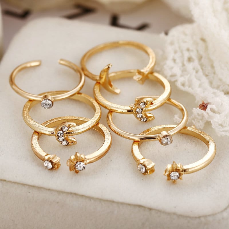 ⭐ 10-Piece Rhinestone Ring Set